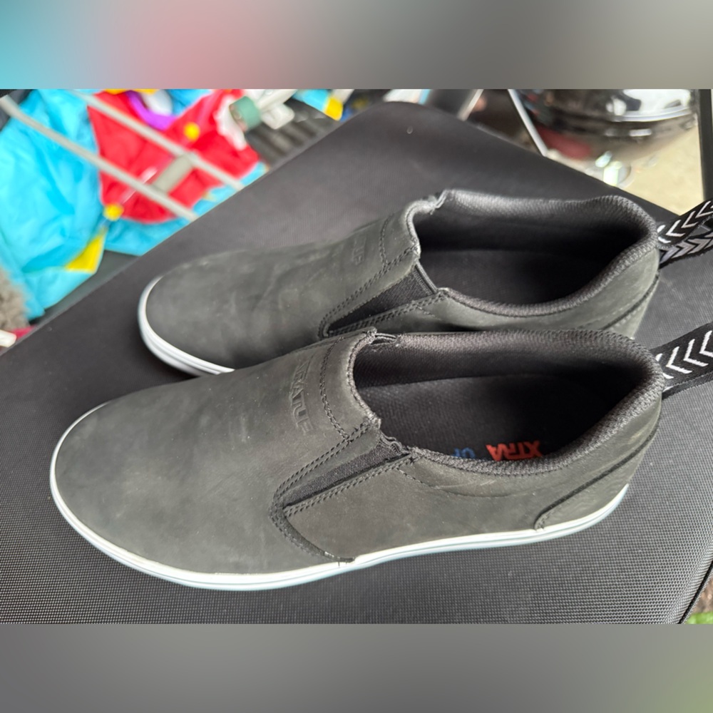 Black Slip-On for Women size 10/ Men size 8